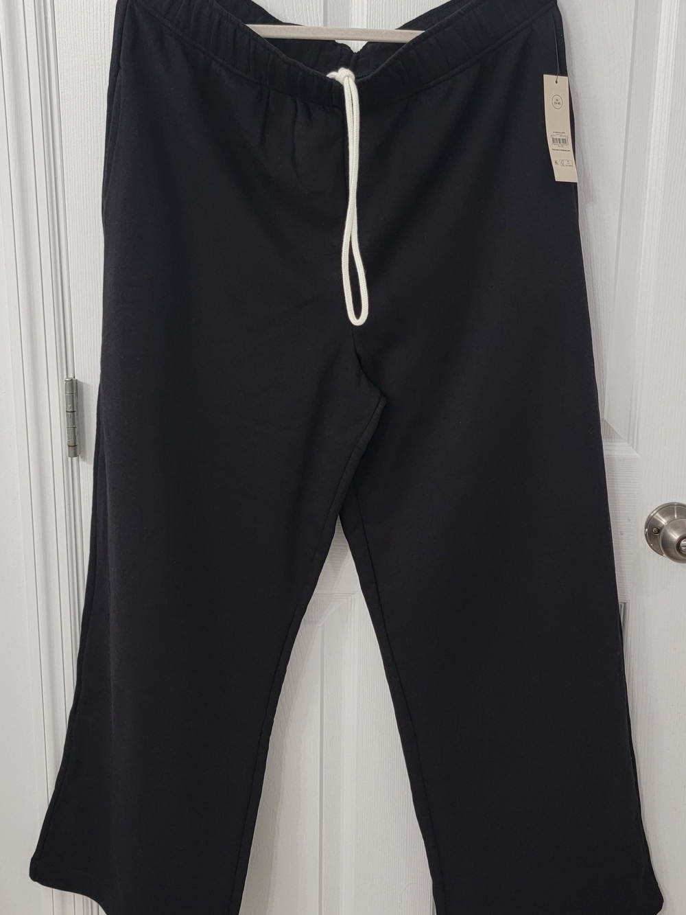 NWT No Boundaries Black Sweatpants White Drawstring XL 16-18